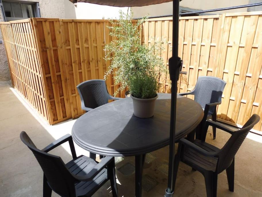 Appartement 4 Voyageurs Avec Terrasse - Wifi Carcassonne Exteriör bild