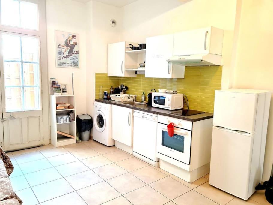 Appartement 4 Voyageurs Avec Terrasse - Wifi Carcassonne Exteriör bild