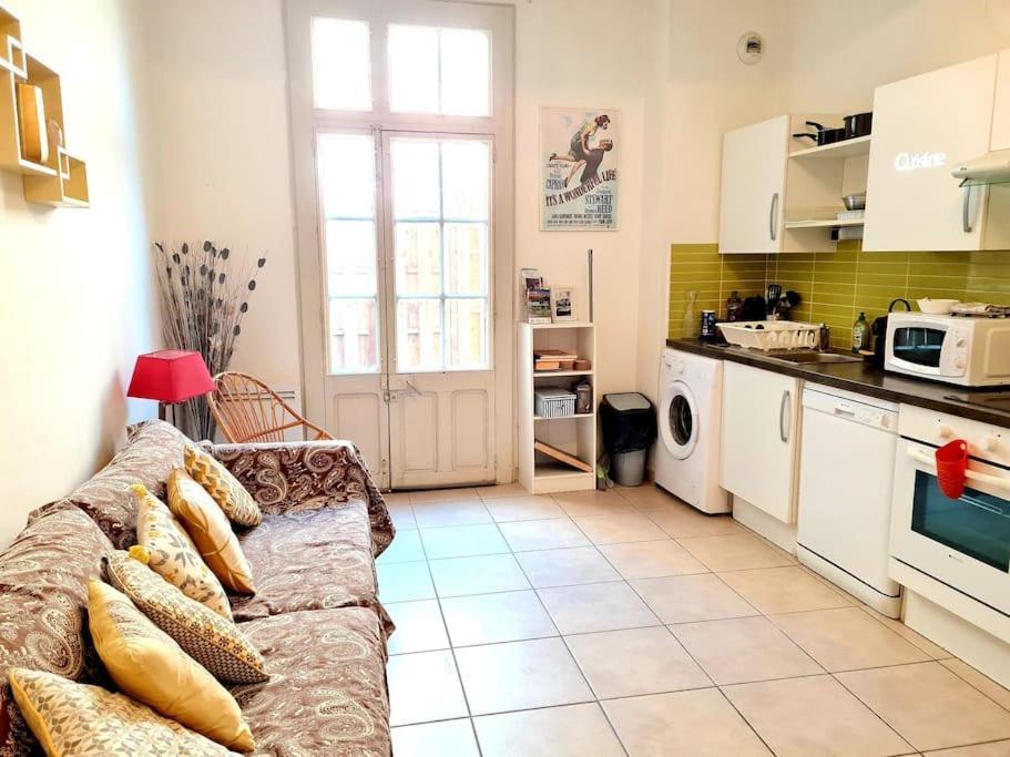 Appartement 4 Voyageurs Avec Terrasse - Wifi Carcassonne Exteriör bild